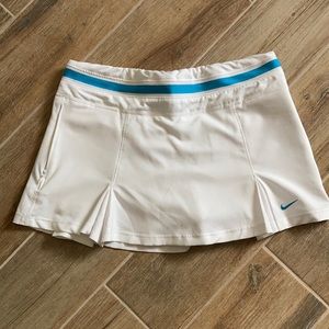 Nike tennis skort